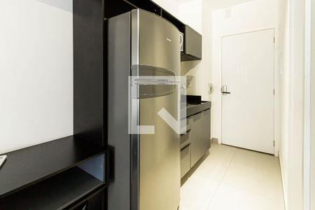 Cozinha de kitnet/studio à venda com 1 quarto, 30m² em Pompeia, São Paulo