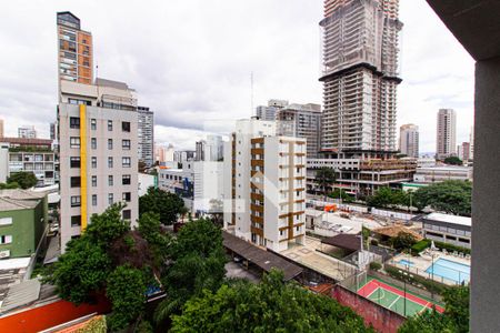 Varanda de kitnet/studio à venda com 1 quarto, 32m² em Pompeia, São Paulo