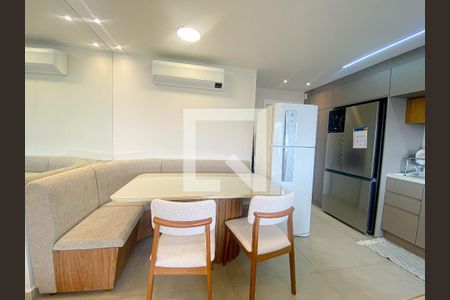 Sala/Cozinha de apartamento à venda com 3 quartos, 69m² em Barra Funda, São Paulo