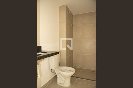 Banheiro de kitnet/studio à venda com 1 quarto, 34m² em Mirandópolis, São Paulo