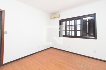 Quarto 2 de casa à venda com 3 quartos, 182m² em Cristal, Porto Alegre