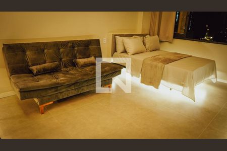 Sala de kitnet/studio para alugar com 1 quarto, 32m² em Centro, Rio de Janeiro