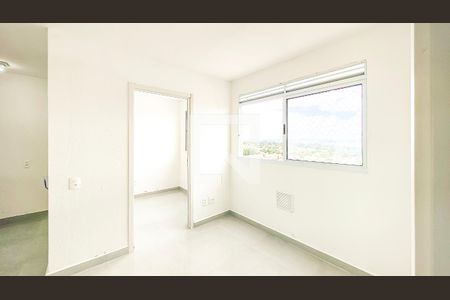 Sala de apartamento para alugar com 2 quartos, 31m² em Veleiros, São Paulo