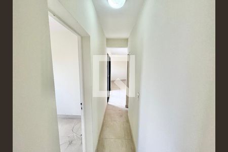 Corredor de apartamento à venda com 3 quartos, 86m² em Santa Teresinha, São Paulo