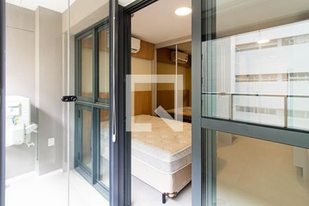 Varanda de kitnet/studio para alugar com 1 quarto, 25m² em Perdizes, São Paulo