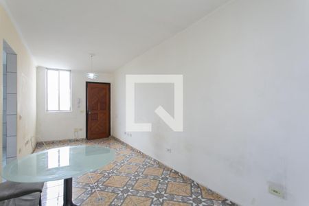 Sala de apartamento para alugar com 2 quartos, 56m² em Conjunto Residencial José Bonifácio, São Paulo