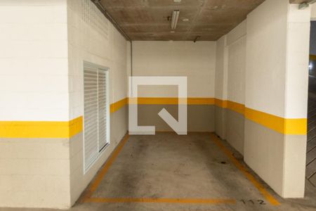 Garagem de kitnet/studio para alugar com 1 quarto, 43m² em Centro, Campinas