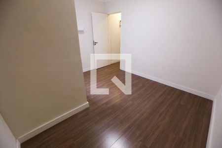 Quarto 1 de casa para alugar com 2 quartos, 71m² em Vila Clarice, São Paulo