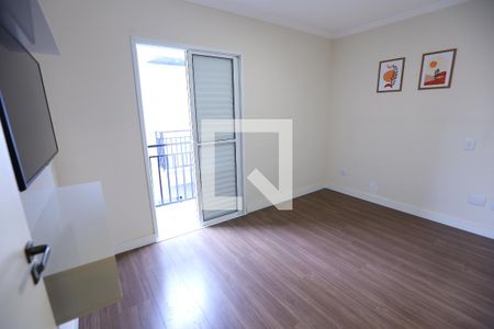 Quarto 2 de casa para alugar com 2 quartos, 71m² em Vila Clarice, São Paulo