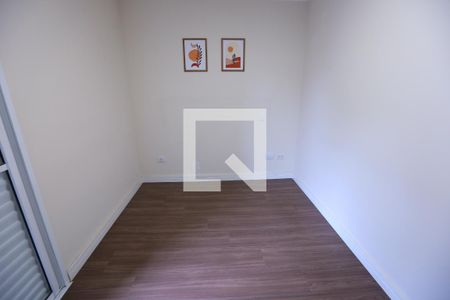 Quarto 2 de casa para alugar com 2 quartos, 71m² em Vila Clarice, São Paulo