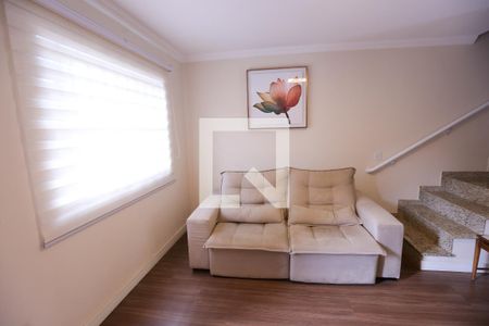 Sala de casa para alugar com 2 quartos, 71m² em Vila Clarice, São Paulo