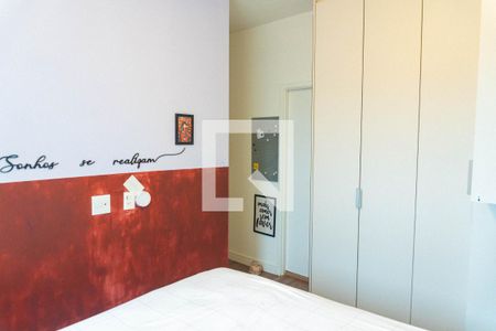 Suite de apartamento para alugar com 2 quartos, 61m² em Jardim Prudência, São Paulo