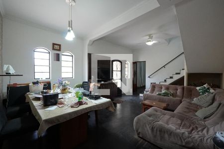 Casa à venda com 4 quartos, 160m² em Jardim da Gloria, São Paulo