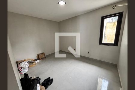 Quarto 1 de casa de condomínio para alugar com 4 quartos, 232m² em Vargem Pequena, Rio de Janeiro