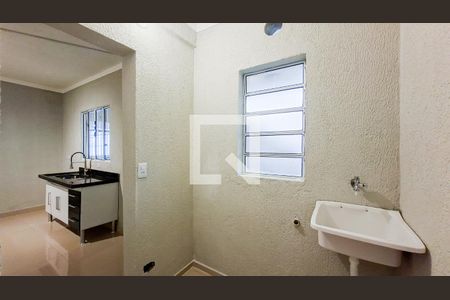 Área de Serviço de kitnet/studio para alugar com 1 quarto, 27m² em Jardim dos Pimentas, Guarulhos