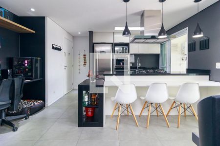 Sala de apartamento à venda com 2 quartos, 85m² em Santo Amaro, São Paulo