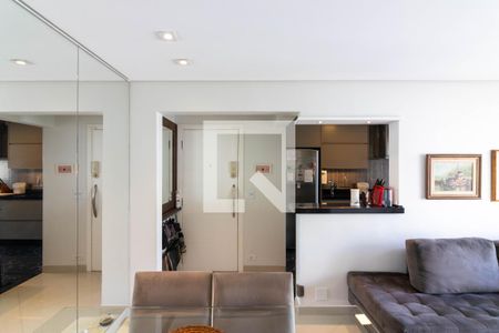 Sala de apartamento à venda com 2 quartos, 90m² em Vila Olímpia, São Paulo