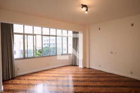 Sala de apartamento para alugar com 3 quartos, 150m² em Centro, Belo Horizonte