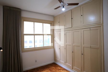 Suíte de apartamento para alugar com 3 quartos, 150m² em Centro, Belo Horizonte