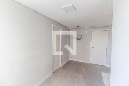 Sala  de apartamento para alugar com 1 quarto, 30m² em Chacara Santa Lucia, Carapicuíba