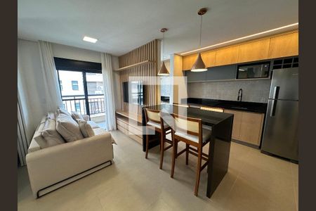 Sala de apartamento para alugar com 1 quarto, 40m² em Empresarial 18 do Forte, Barueri