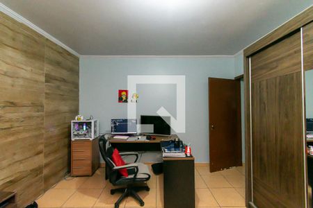 Quarto de casa para alugar com 4 quartos, 300m² em Parque Sao Rafael, São Paulo