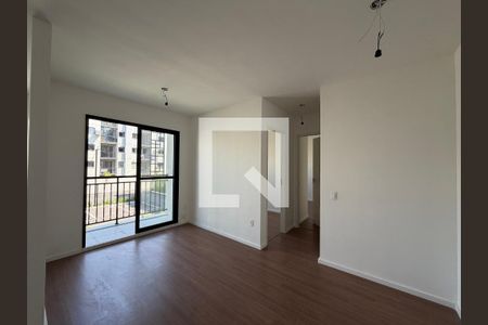 Sala de apartamento para alugar com 2 quartos, 46m² em Barra Olímpica, Rio de Janeiro