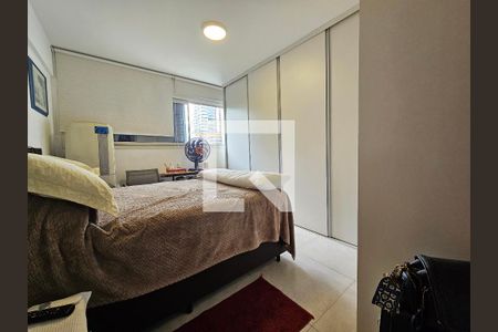 Suíte de apartamento à venda com 3 quartos, 101m² em Campo Belo, São Paulo