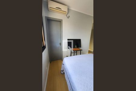 Quarto 2 de apartamento para alugar com 2 quartos, 65m² em São Sebastião, Porto Alegre