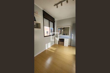 Quarto 1 de apartamento para alugar com 2 quartos, 65m² em São Sebastião, Porto Alegre