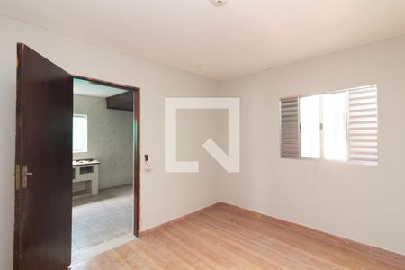 Quarto 1 de casa para alugar com 2 quartos, 80m² em Jardim Bartira, São Paulo