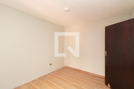 Quarto 1 de casa para alugar com 2 quartos, 80m² em Jardim Bartira, São Paulo