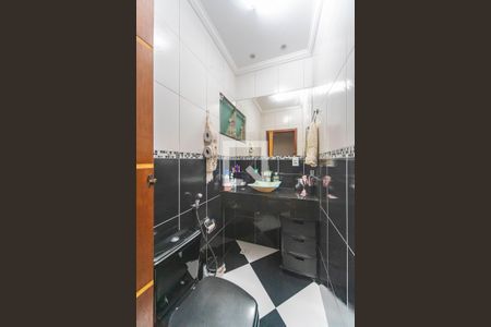 Lavabo de casa à venda com 2 quartos, 184m² em Parque Gerassi, Santo André
