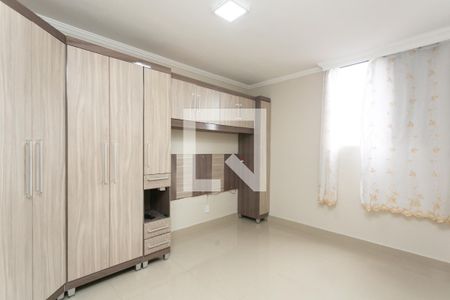 Quarto 1  de apartamento para alugar com 3 quartos, 75m² em Conjunto Habitacional A. E. Carvalho, São Paulo