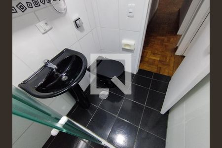 Banheiro - torneira de apartamento para alugar com 2 quartos, 52m² em Vila Água Funda, São Paulo