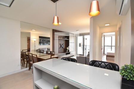 Sala de apartamento para alugar com 2 quartos, 64m² em Alto da Glória, Curitiba