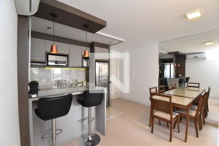 Sala de apartamento para alugar com 2 quartos, 64m² em Alto da Glória, Curitiba