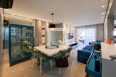 Sala de apartamento para alugar com 3 quartos, 119m² em Canto do Forte, Praia Grande