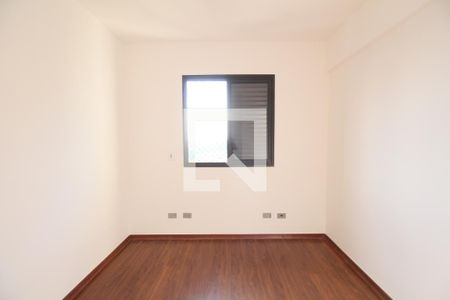 Quarto 2 de apartamento para alugar com 2 quartos, 90m² em Chácara Agrindus, Taboão da Serra