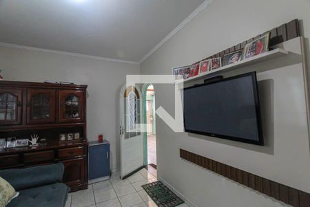 Casa para alugar com 4 quartos, 350m² em Cidade Satelite Santa Barbara, São Paulo
