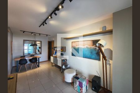 Sala de apartamento à venda com 2 quartos, 82m² em Barra Olímpica, Rio de Janeiro