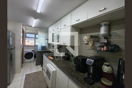 Cozinha e Área de Serviço de apartamento à venda com 2 quartos, 82m² em Barra Olímpica, Rio de Janeiro