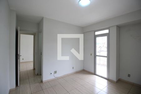 Quarto 1 de apartamento para alugar com 2 quartos, 98m² em Jacarepaguá, Rio de Janeiro