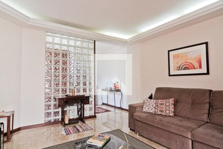 Sala de casa à venda com 3 quartos, 173m² em Vila Pereira Barreto, São Paulo