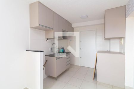 Sala/Cozinha de apartamento para alugar com 2 quartos, 33m² em Fazenda Aricanduva, São Paulo