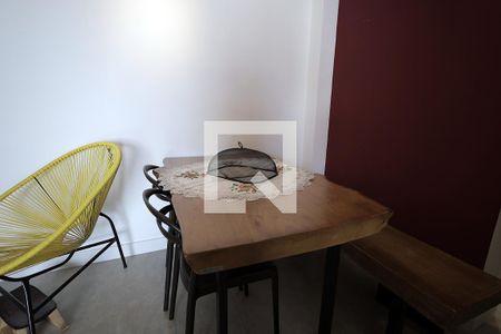 Sala de apartamento à venda com 2 quartos, 65m² em Campestre, Santo André