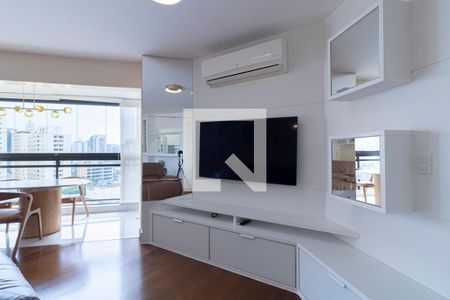 Sala de apartamento para alugar com 3 quartos, 120m² em Indianópolis, São Paulo