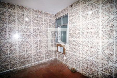 Quarto 1 de casa para alugar com 2 quartos, 60m² em Ramos, Rio de Janeiro