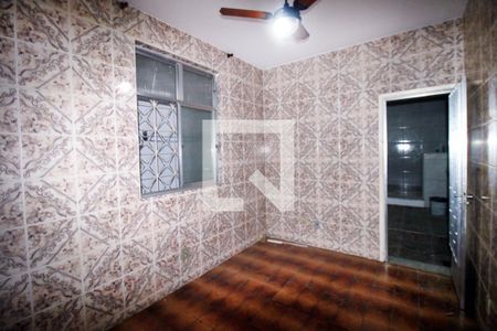 Quarto 2 de casa para alugar com 2 quartos, 60m² em Ramos, Rio de Janeiro