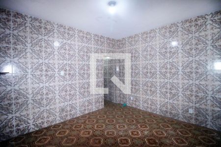 Sala de casa para alugar com 2 quartos, 60m² em Ramos, Rio de Janeiro